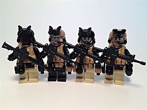 Us navy seal snipers used mk 11 mod 0 rifles to take out pirates holding captain richard phillips hostage in 2009. Lego Navy SEAL team 6 | Lego Military | Pinterest | Lego ...