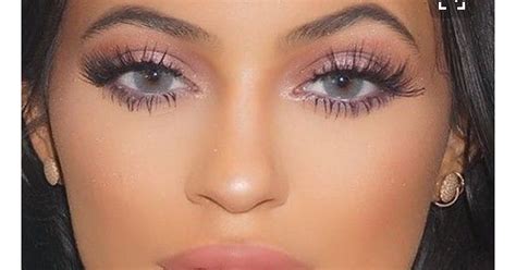 How To Get Kylie Jenner Eyelash Extensions Famous Person