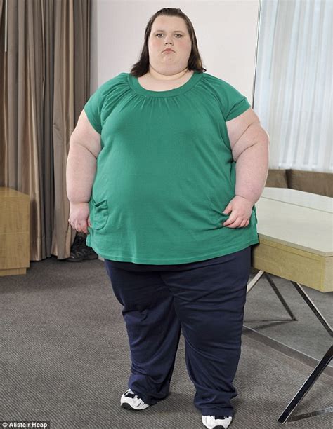 292kg woman who was once uk s fattest teenager now fighting for her life in hospital see