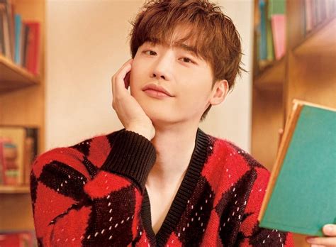 Actor You Need To Know Lee Jong Suk