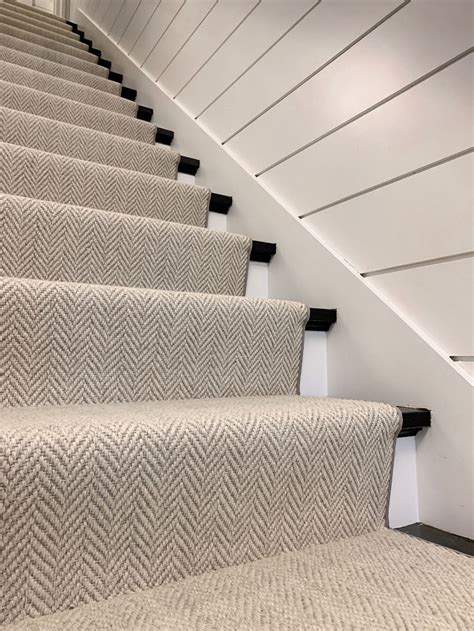 A huge selection of carpet, stair runners, stair rods, carpet bindings, carpet thresholds and entrance matting is available in our london showroom. Neutral Herringbone Stair Runner in 2020 | Home carpet ...