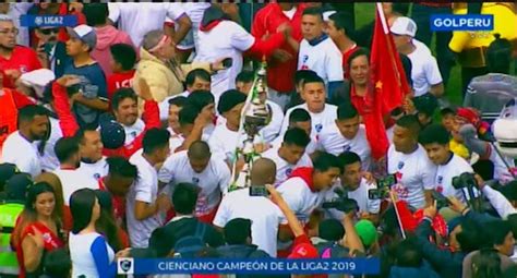 Cienciano Campeón Celebración Ascender Primera División Marcelo Grioni