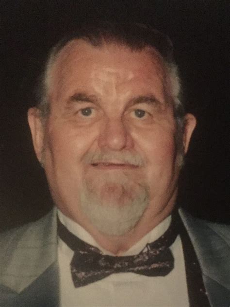 Peter L. "Big Pete" Schoen, Sr. • Ashton Funeral Home