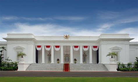Beberapa foto yang brilio.net , rabu (24/2), kumpulkan setidaknya mewakili betapa hengatnya keluarga para presiden indonesia. Sebelum Pindah Ibukota & Buat Istana Baru, Lihat Yuk 6 ...
