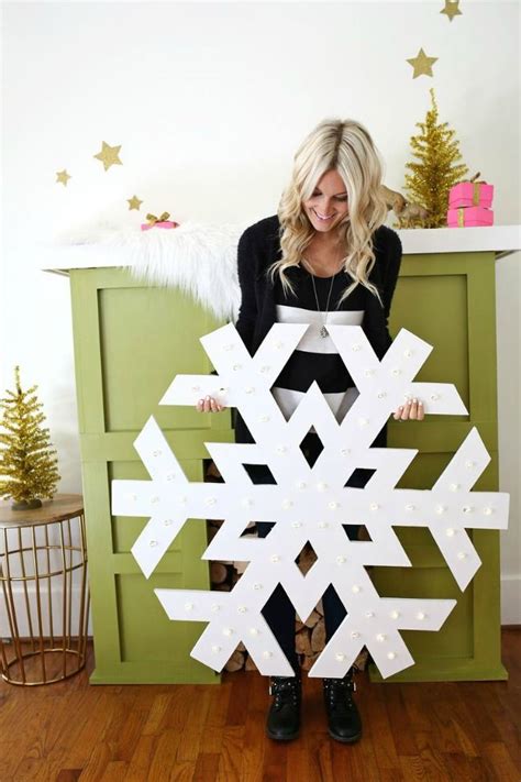The Best Giant Christmas Decorations The Eleven Best Diy