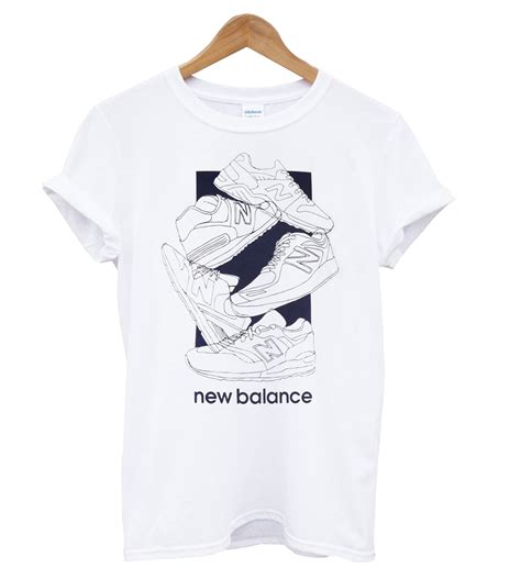 New Balance Mens 5 Shoe Qtt T Shirt