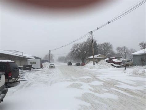 Winter Storm Smacks Dakotas Minnesota With Wind Ice And Snow Go