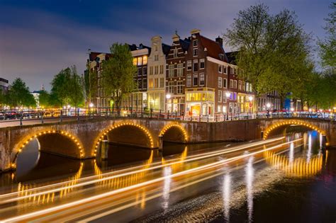 Sloep Huren Amsterdam En Zelf Varen Dat Is Natuurlijk Veel Leuker