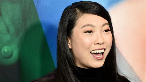 Snl Awkwafina To Become First Asian Woman To Host In 18 Years