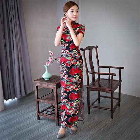 Chinese Traditional Women Long Qipao High Quality Button Mandarin Collar Red Cheongsam