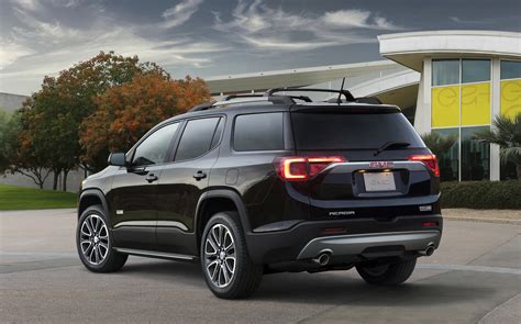 Auto Review Gmcs 2018 Acadia Crossover Offers All Terrain Version For