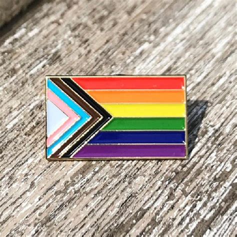 Rainbow Pride Flag Brooch Lgbtq Lapel Pin Ally Badge Equality Gay Lesbian Bisexual Transgender