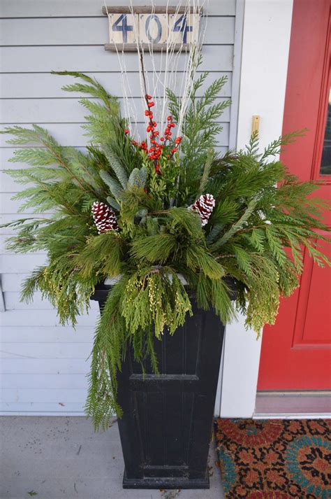 How To Make A Diy Holiday Porch Pot Everyday Teacher Style