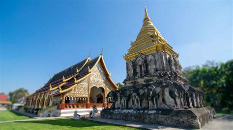 Chiang Mai Temples - Wat Chiang Man | Getting Stamped