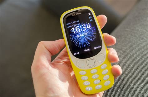 Nokias 3310 Returns To Life As A Modern Classic The Verge