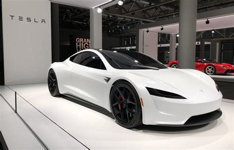 Tesla has claimed that it will be capable of 0 to 60 mph (0 to 97 km/h). Rennteam 2.0 - EN - Forum - Tesla Roadster - Page53