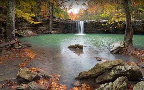 The 4 Hour Road Trip Around Ozarks Waterfalls Is A Glorious Adventure