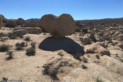 Massive Boulder Shaped Like A Giant Heart Attracts Crowds Big World Tale