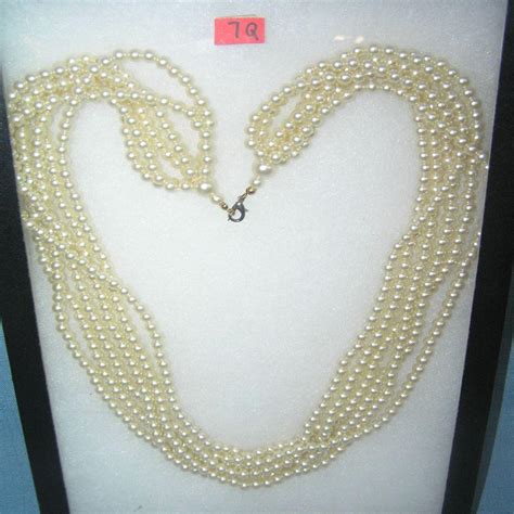 Lot Costume Jewelry Pearl Necklace