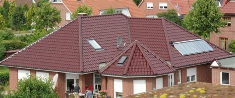 Wir bringen mieter & vermieter in unserem großen immobilienmarkt zusammen. Gründach und Eindeckung mit CREATON Sinfonie Pfanne ...