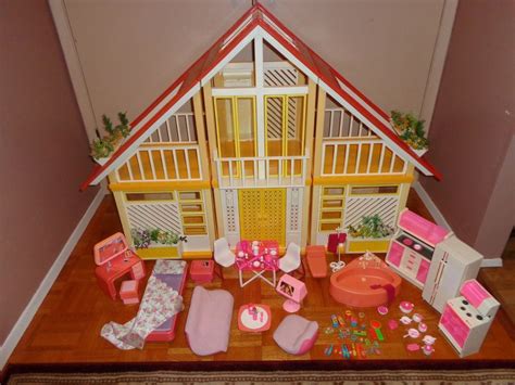Vintage Barbie 1984 80s A Frame Dreamhouse Wfurniture Exc And Nc Clean