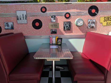 The Beverly Hills Peach Pit Diner Extends Its Stay In L A