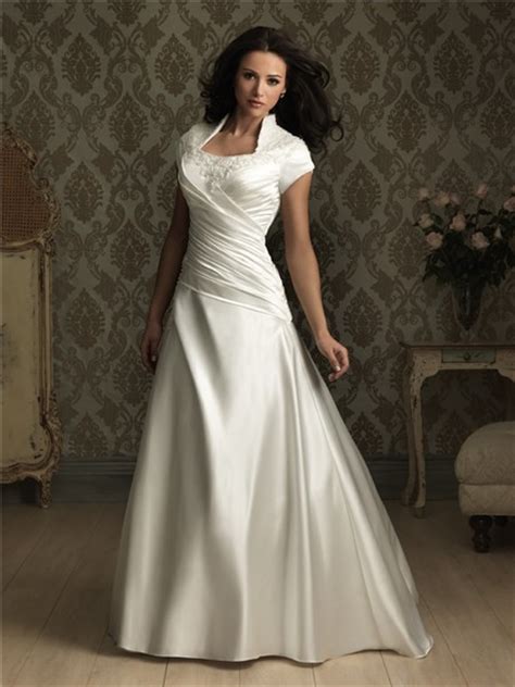 A wonderful satin mermaid wedding dresses is a sensual choice for a bride if she wants to emphasize her figure. A line square court train cap sleeve silk satin wedding dress