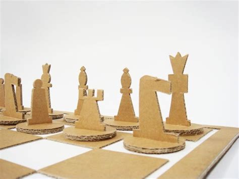 Cardboard Chess Set By Nadya Dundere Piezas De Ajedrez Juego De