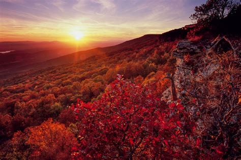 Some of the most beautiful places to see fall foliage in the South