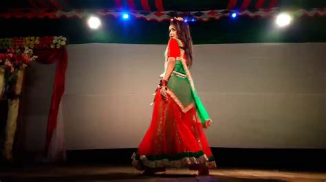 Bangla New Dance ঢাকায় যেভাবে ধুমধামে হয় গায়ে হলুদ ডান্স Youtube