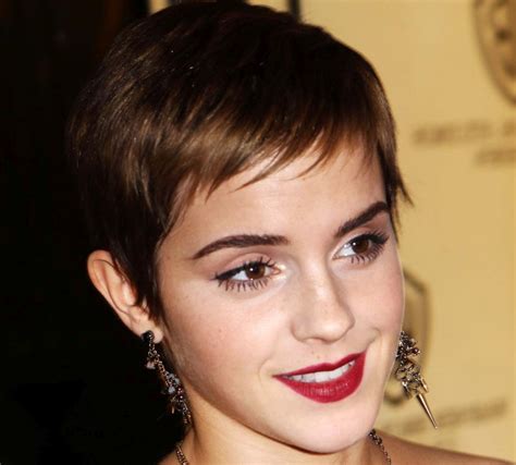 Pixie Cuts 13 Hottest Pixie Hairstyles And Haircuts For Women In 2021