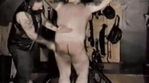 Chubby Bear Retro Gay Spanking Porn Videos
