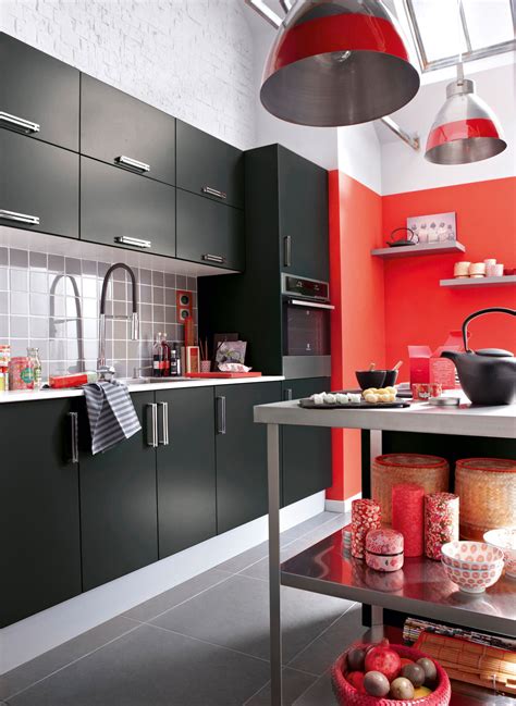 Cette option vous permet davantage de fantaisie. Cinq couleurs tendances pour les murs de cuisine
