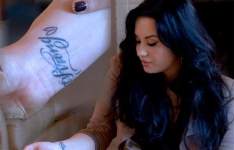 30 Striking Demi Lovato Tattoo Designs Slodive