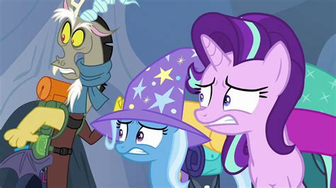 Imagem Discord Trixie And Starlight Looking Scared S6e26png My