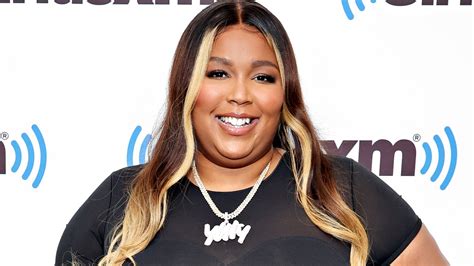 lizzo matched her crimped purple hair to her itty bitty bikini — see photos fyne fettle