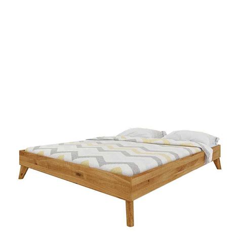 Denn ein holzbett aus massivholz ist stabil und leicht auzubauen. Kopfteilloses Bett in Überlänge 210 cm aus Massivholz ...