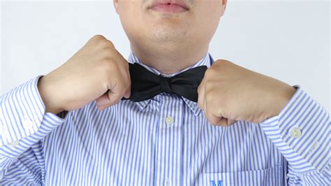 How To Tie A Bow Tie 14 Steps With Pictures Wikihow
