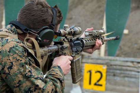Us Marine With Camouflaged Handk Mp7 The Firearm Blog
