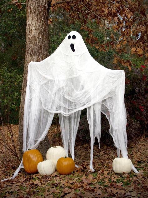 Home » 25 halloween decorations to make at home. 23 Halloween Diy Outdoor Decoration Ideas - Feed Inspiration