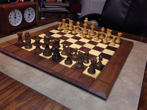 You've set up the board and pieces. My current playing set-up. Whats yours? - Chess Forums - Page 5 - Chess.com