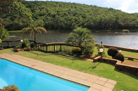 Bass Lake Private Accommodation Nature Lodges For Rent In Pretoria