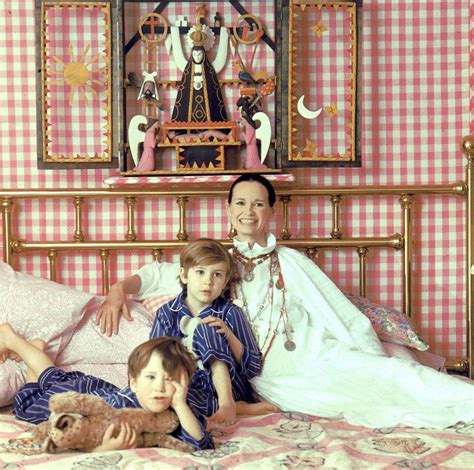 Gloria Vanderbilt Dies At 95 Surrounded By Loved Ones Son Anderson Cooper Says