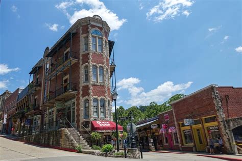 Things To Do In Eureka Springs Branson Vacation Rentals