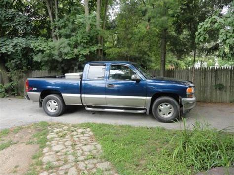 2001 Gmc Sierra 1500 Extended Cab 4x4 Sle Package For Sale In Hyde Park