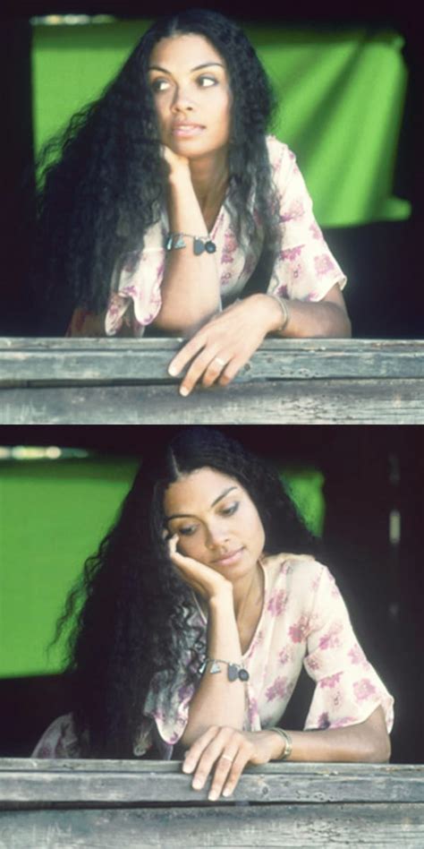 Picture Of Amel Larrieux