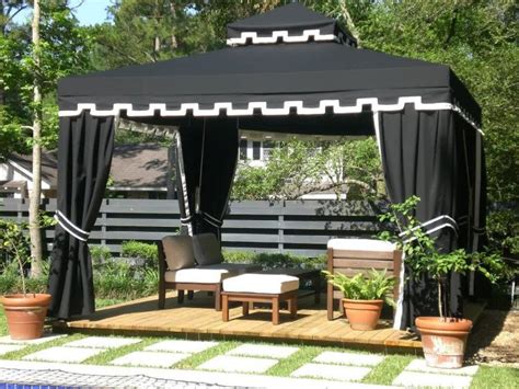 10x10 feet fully enclosed garden gazebo. 20 Beautiful Yards With Outdoor Canopy Designs