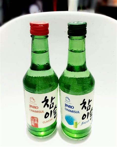 Soju Classic And Fresh Jinro Chamisol Soju Soju Bottle Food