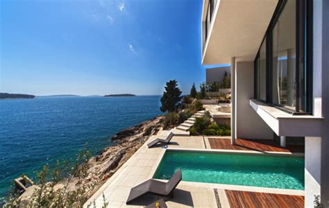 Sie suchen nach einem haus mit meerblick oder direkt am meer in kroatien? Ferienvilla Kroatien am Meer mit Pool - Luxusvilla bei ...