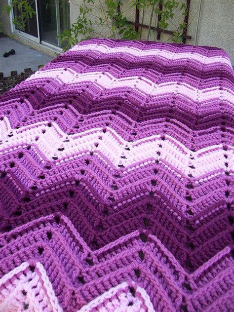 This simple crochet tutorial will help you to learn how to crochet the vintage afghan. Free Crochet Patterns to Print | FREE CROCHET ROSE AFGHAN PATTERN - Crochet — Learn How to ...